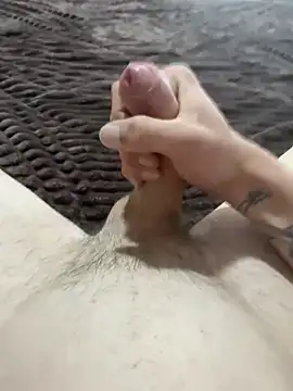 Snapshot of chrisst32 chatting on March 11, 10:54 am chrisst32 online show from March 11, 10:54 am