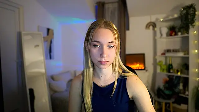 MilaBunny2000 online show from January 14, 11:16 am