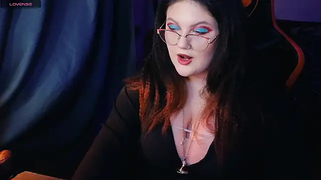 PixelMiss online show from July 28, 9:58 pm