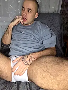 Snapshot of TvoY_bOy1 chatting on February 17, 7:42 pm TvoY bOy1 online show from February 17, 7:42 pm