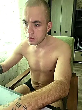 Snapshot of TvoY_bOy1 chatting on March 7, 9:17 am TvoY bOy1 online show from March 7, 9:17 am