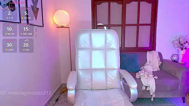 Alice Price  online show from February 25, 11:31 am