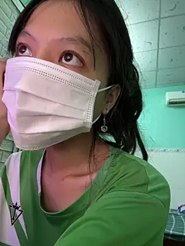 Snapshot of KemmDau chatting on March 22, 8:51 am KemmDau online show from March 22, 8:51 am