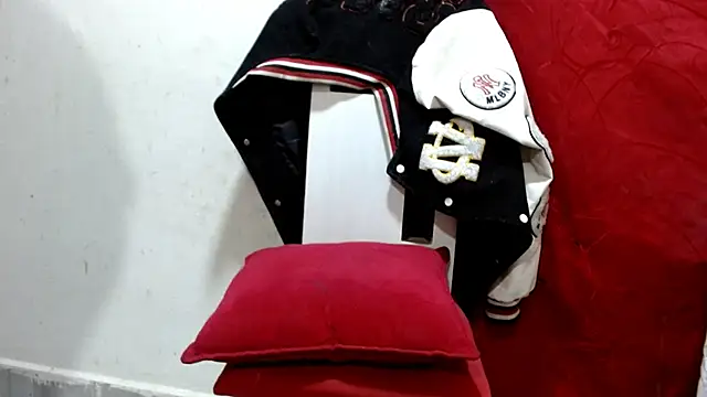 Calientes96 online show from January 18, 1:09 am