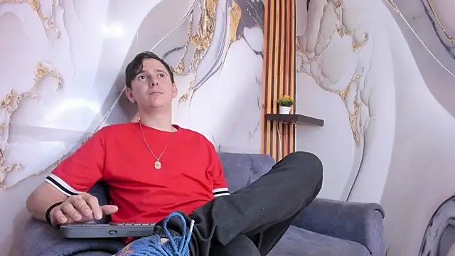 Ruby and Aaron online show from February 9, 8:35 pm