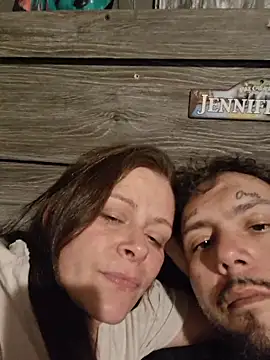 deeandjen online show from March 15, 7:47 am