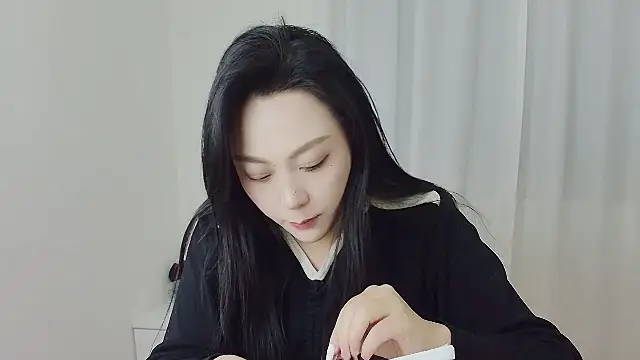 lizhibingniang online show from February 3, 11:48 am