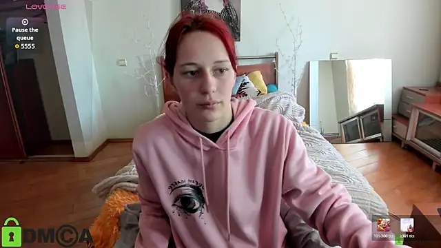 Lily Viola online show from March 26, 7:25 am