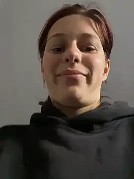 Lily Viola online show from May 31, 5:26 am