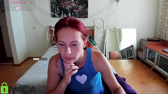Lily Viola online show from July 30, 7:29 am