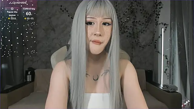 Snapshot of Necucubi02 chatting on April 26, 11:41 am Necucubi02 online show from April 26, 11:41 am
