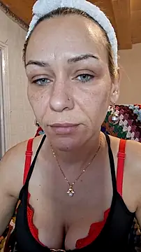 Snapshot of MissKryss chatting on February 23, 3:48 am MissKryss online show from February 23, 3:48 am