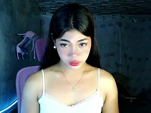 Snapshot of Margalona_ chatting on April 15, 7:58 pm Margalona online show from April 15, 7:58 pm