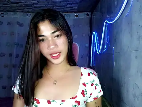 Snapshot of Margalona_ chatting on May 1, 7:51 pm Margalona online show from May 1, 7:51 pm