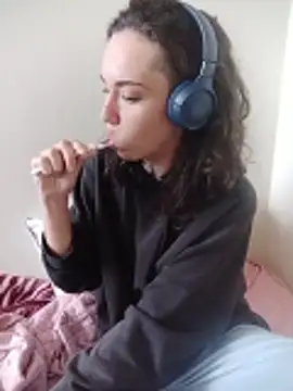 Snapshot of Dirty_Pink chatting on February 6, 10:07 am Dirty Pink online show from February 6, 10:07 am