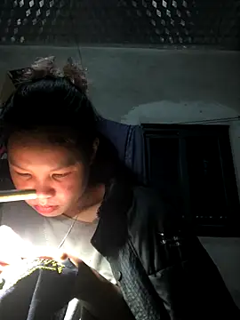 Minhkhue121 online show from January 6, 3:54 am