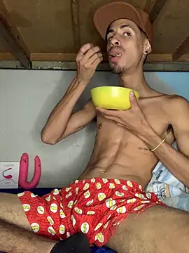 alexx 23cm online show from February 3, 8:47 pm