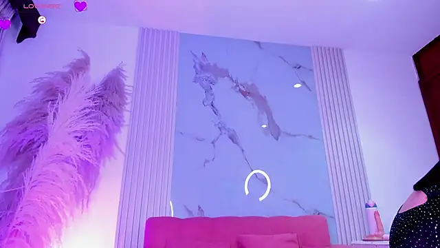 NatashaTaylor1 online show from March 7, 11:24 pm