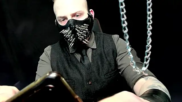 NoirWarden online show from February 2, 3:55 pm