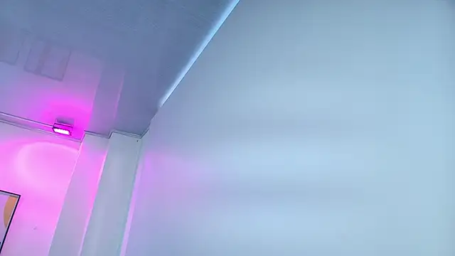 Snapshot of Serena_ebony chatting on January 9, 11:35 am Serena ebony online show from January 9, 11:35 am