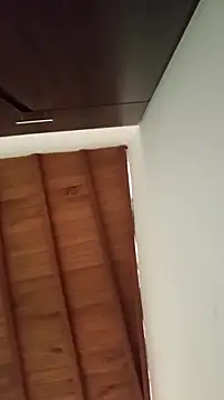 Snapshot of saray_reesee chatting on February 18, 7:21 pm saray reesee online show from February 18, 7:21 pm