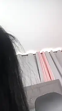 Snapshot of saray_reesee chatting on March 9, 8:02 pm saray reesee online show from March 9, 8:02 pm