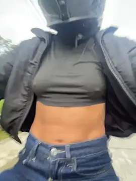 TaylorrHill online show from May 28, 8:06 pm