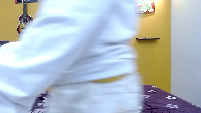 Snapshot of marcelasweet457 chatting on March 17, 1:25 pm marcelasweet457 online show from March 17, 1:25 pm