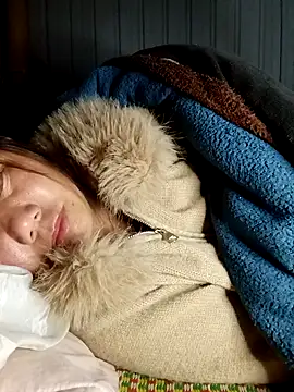 alycen online show from January 9, 3:15 pm