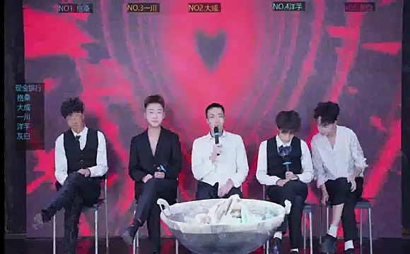 jmcm001 online show from January 7, 11:01 am