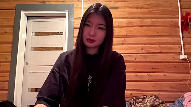 EriVibe online show from January 7, 5:37 pm