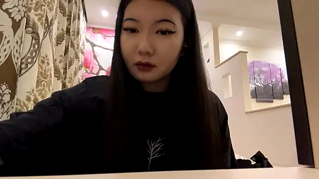 EriVibe online show from January 17, 3:50 pm