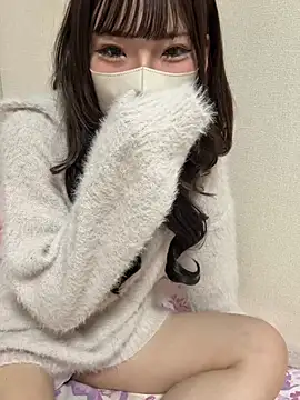 Snapshot of ri_wan chatting on February 19, 2:24 pm ri wan online show from February 19, 2:24 pm