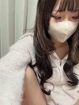 Snapshot of ri_wan chatting on March 9, 2:21 pm ri wan online show from March 9, 2:21 pm