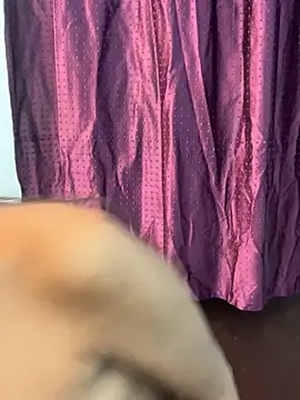 HotxAnamika online show from February 6, 9:56 am