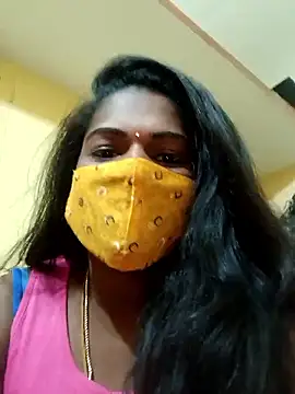 Milky Julia online show from January 7, 5:59 pm