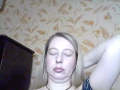 Miralisse online show from March 26, 8:14 pm