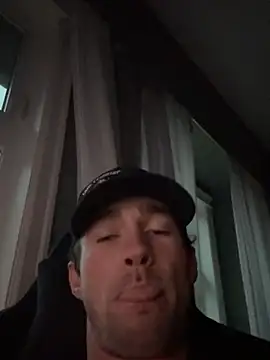 biigballs4u online show from February 5, 3:27 pm