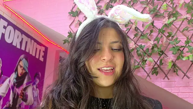 millybell303av online show from March 31, 2:06 pm