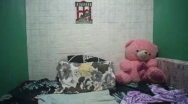 Snapshot of amazingpinay chatting on December 28, 7:11 am amazingpinay online show from December 28, 7:11 am