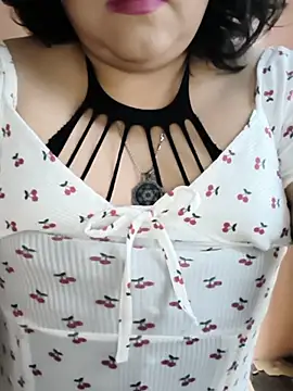 Snapshot of vannesa_vladivo chatting on August 3, 9:40 pm vannesa vladivo online show from August 3, 9:40 pm