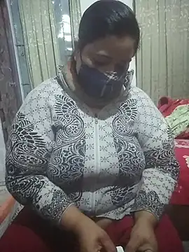 momo loves online show from February 12, 4:02 pm