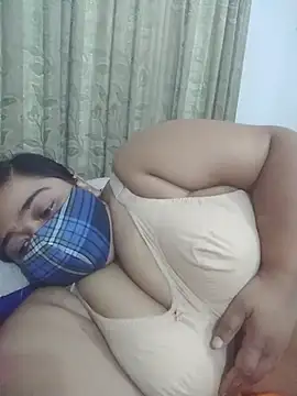 momo loves online show from July 25, 4:43 am