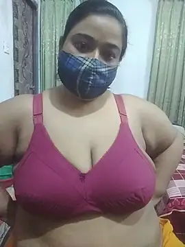 momo loves online show from August 1, 6:29 pm