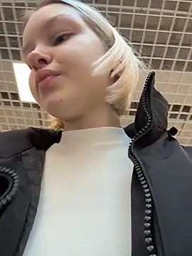 AshleyMur online show from March 26, 3:34 am