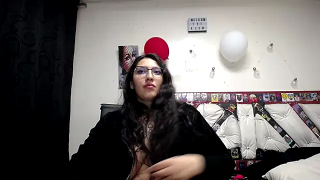 abril onnel online show from March 5, 12:38 am