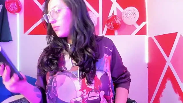 abril onnel online show from February 24, 7:12 pm