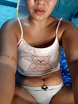 hel lavente online show from July 14, 10:37 pm