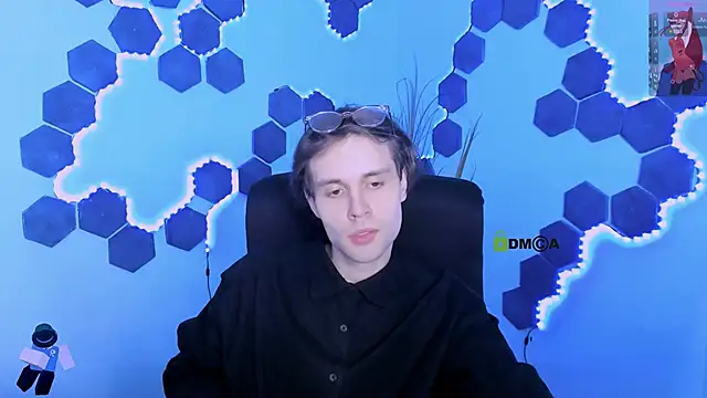 Snapshot of mister_alex_ chatting on March 12, 7:42 pm mister alex online show from March 12, 7:42 pm