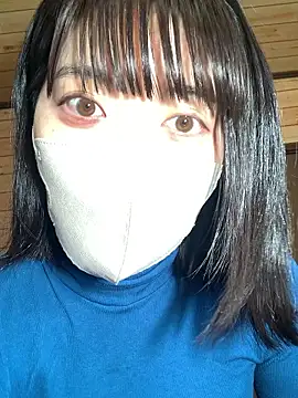 Snapshot of minami_room chatting on February 1, 1:04 am minami room online show from February 1, 1:04 am